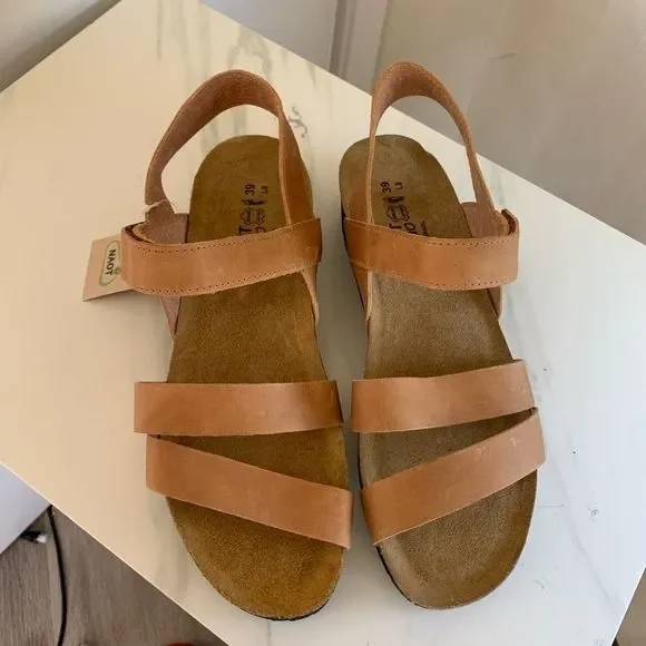 NAOT Kayla genuine leather beige gladiator sandals flats wedges sz 39 8 womens - Picture 2 of 6